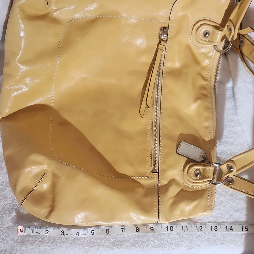 Poppy Sunflower Yellow COACH Tote Bag *EUC* - Picture 11 of 11